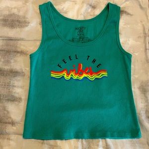 Sleeveless top size medium